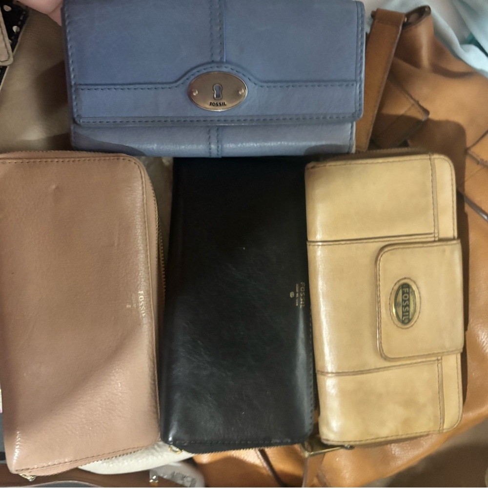 Fossil wallet bundle 4